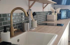 Terracotta - T2 avec Terrasse proche de Cassis - Foto 3