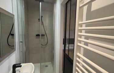 Le 71 - Love Room Cozy - Disney 20min - Foto 3