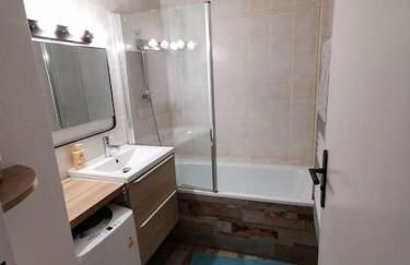 Les pins dans l'eau - Foto 14