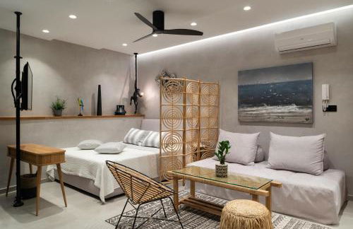 Petalo Suites - Photo 54