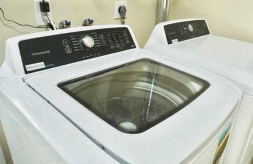 Home in West Palm Beach with Heated Pool - Foto 29