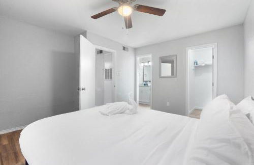 Furnished Apartments in University Hills - Foto 14