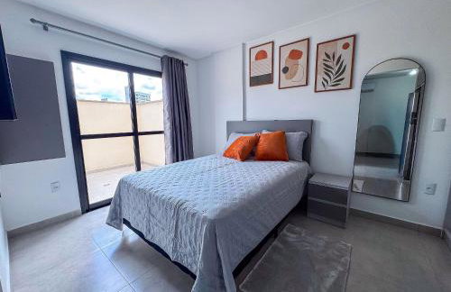 Studio Novo e Completo Próx. Faculdade e Shoppings - Foto 1