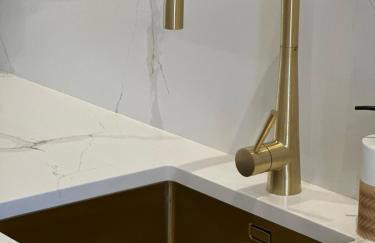 Dog Friendly 3 bedroom apartment - Foto 13