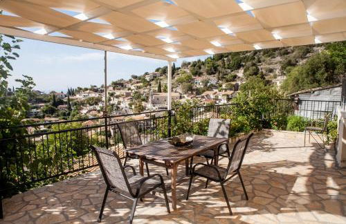 Plagia's Sunset Apartments - Photo 46