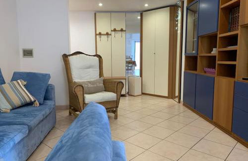 Luminoso alloggio vista mare, comodo alla spiaggia - Foto 17