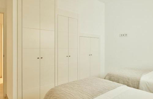 TARIFA ICEBERG 15 - Ático de lujo nuevo con Terraza Garaje y Piscina - Foto 21