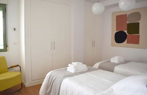 Stylish well-connected beachfront flat - Foto 53