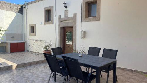 Kamara Cottage - Traditional Stone House - Foto 2