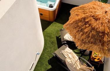 Coral Suite Plaza - Photo 41