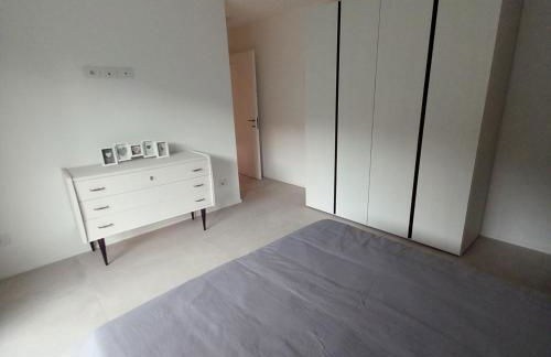 Riflessi sul lago - Foto 7