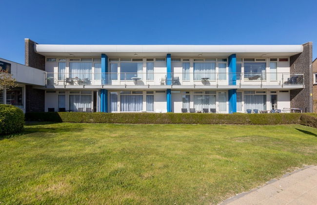 Apartment in Zoutelande Near Sandy Beach - Photo 13