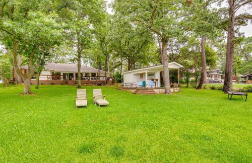 Private Dock Lakefront Enchanted Oaks Retreat - Foto 32