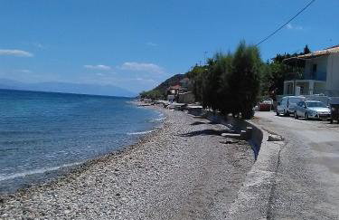 MODERN GROUND FLOOR APARTMENT ON the PEBBLES - Foto 54