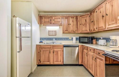 1 Mi to Attitash Mountain Condo with Resort Perks - Photo 10