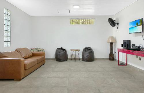 Sítio com Churrasqueira, Piscina, Lago e Natureza - Foto 29