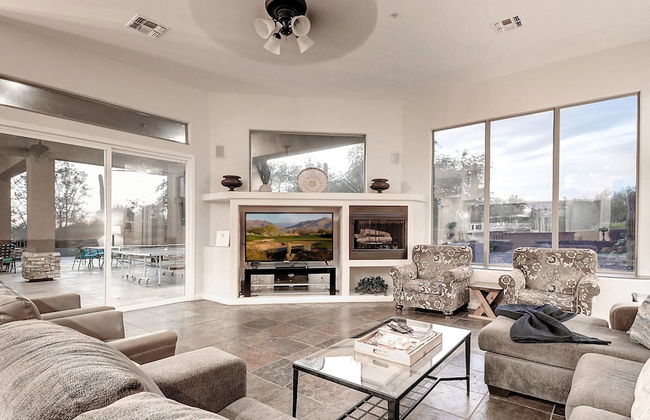 Custom Home! 2+ Acres True Indoor-outdoor Living! - Foto 30