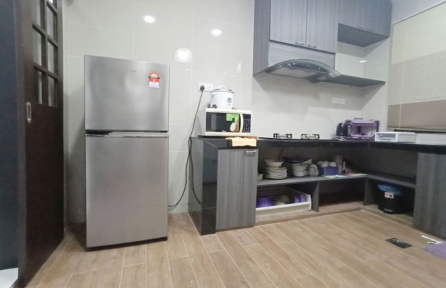 OYO 90203 Emma Sukma Homestay - Foto 11