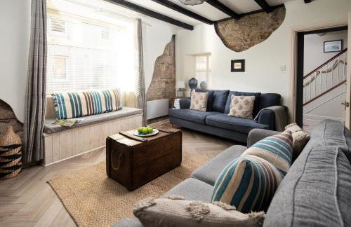 Harbour Way Cottage by Coast & Country Stays - Photo 36