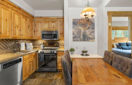 2 BR Condominium - Luxury Skiin and out (rare to find) - Foto 53