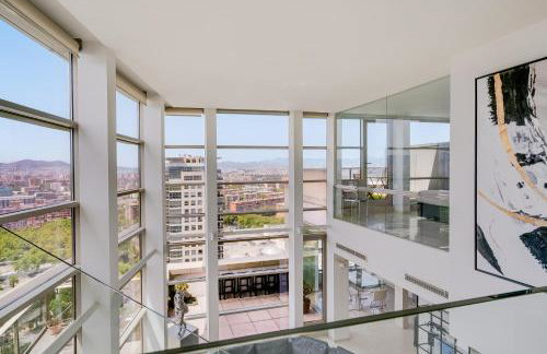 Penthouse Duplex with Epic Views - Foto 61