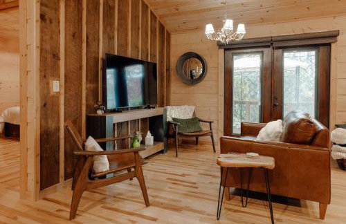 Home with Sauna & Hot Tub & Lake Access - Foto 8