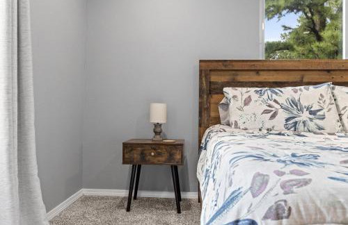 Lake Retreat Hot Tub Game Room Grill - Foto 26