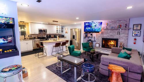 Bear Trails Retreat-Pocono Getaway Near Kalahari - Foto 1