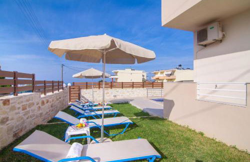 7 bedroom villa with pool, 700m from the beach! - Foto 2