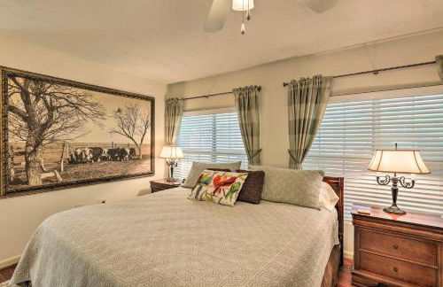 Less Than 1 Mi to Kyle Field Cozy Studio with Outdoor Space - Foto 9