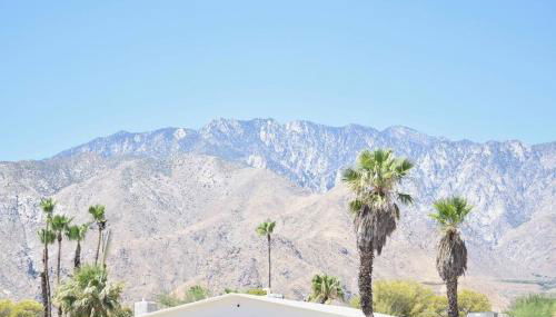 Live the Mid Mod Life at Mariposa Palms - Foto 2