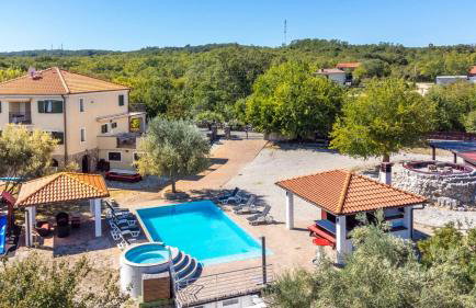 Villa Grande heated pool&whirpool&sauna&pet friendly Krk - Photo 2