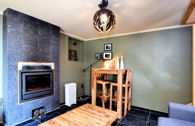 A Beautiful Art Nouveau House With an Enormous Garden - Foto 26