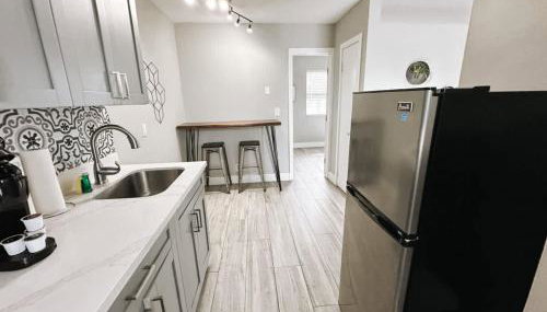 Rustic Retreats Modern 1BR for 4 guests in the heart of Fort Lauderdale - Foto 4