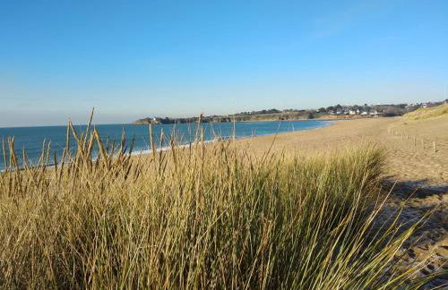 Charmant logement Guidel Plage, vue mer, piscine chauffée, avec une chambre - Foto 19