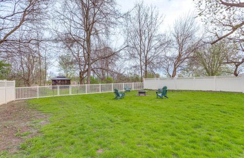 7 Mi to Cedar Point Retreat with Hot Tub and Gazebo - Foto 35