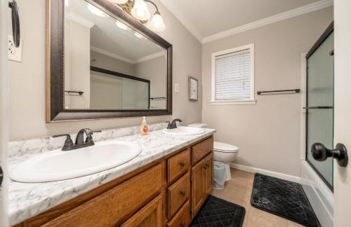 Idas Ideal Homestead cozy 3Bed1Bath perfect for Work Stay or Family Vacay - Foto 15