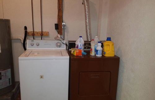 Regent Hilltop Cabin - Photo 25