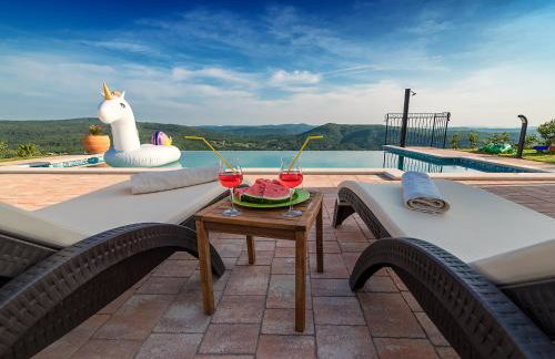 Home Andrea with infinity salty pool - Foto 6