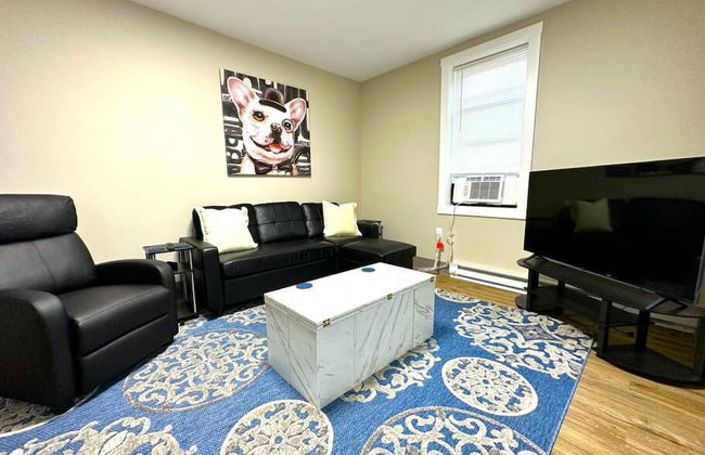 Cozy Walk up King Bed Fast Wifi - Foto 12