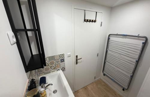 Ô'Bon'Endroit - Piscine, Calme, 20 min Lyon - Foto 15