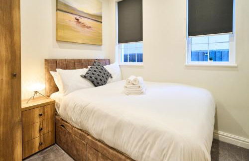 Lethbridge Villa 49 3-bedroom Apartment with private HOT TUB,Fibre WiFi, free parking, sleeps 6 - Foto 32