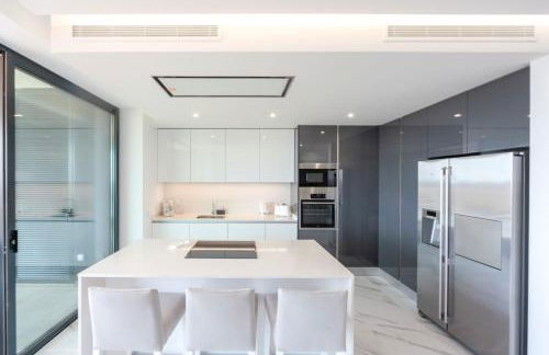 Luxury apartments with stunning sea views - Foto 13