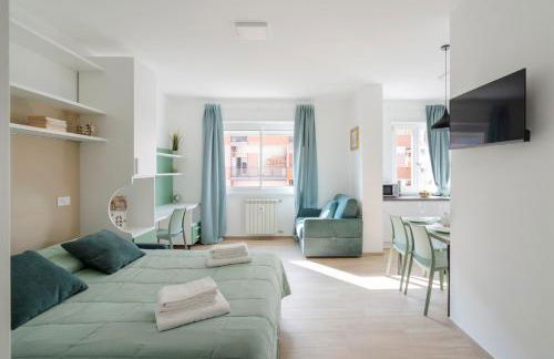 Dream Home - Photo 4