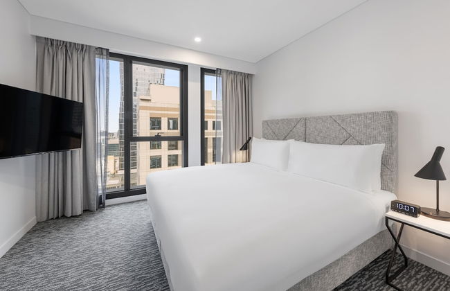 Meriton Suites Melbourne - Photo 42