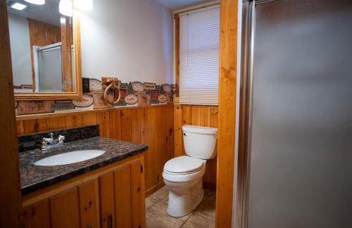 Spacious 3 Bed House - Built for Groups - Smart Tv - Wi-Fi CB11 - Foto 5