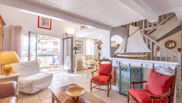 3 bedroom Apartment in Sainte-Maxime with terrace - Foto 2