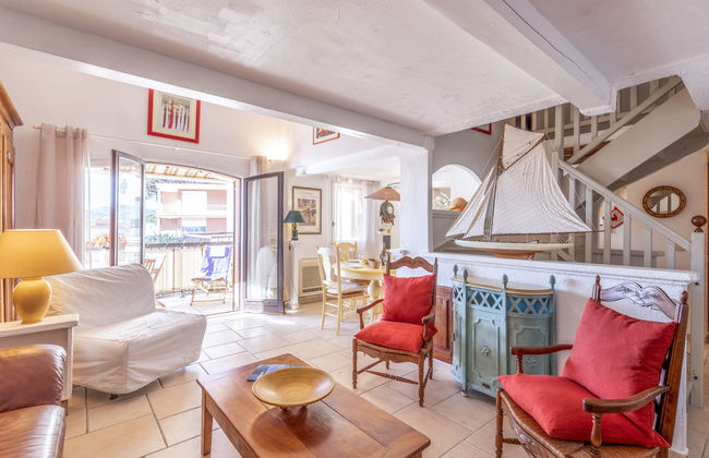 3 bedroom Apartment in Sainte-Maxime with terrace - Foto 2