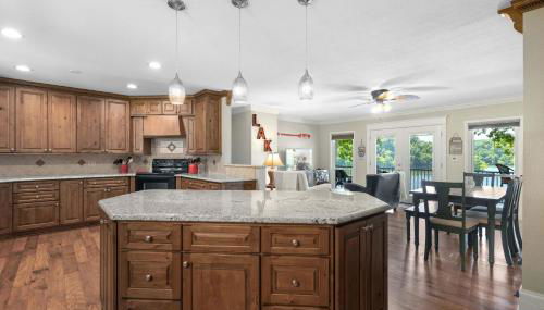 Lakeside Oasis - Room for 12 - Foto 2