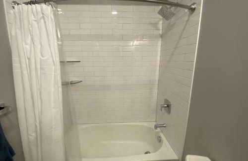 Apartment, walkout basement, Central Homer, Views! - Foto 18